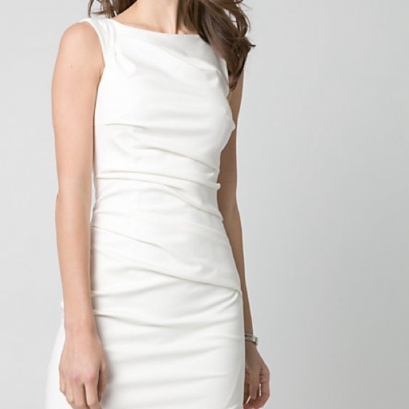 LE CHATEAU White Ruched Pleated Evening Fitted Bodycon Dress - Picture 15 of 15